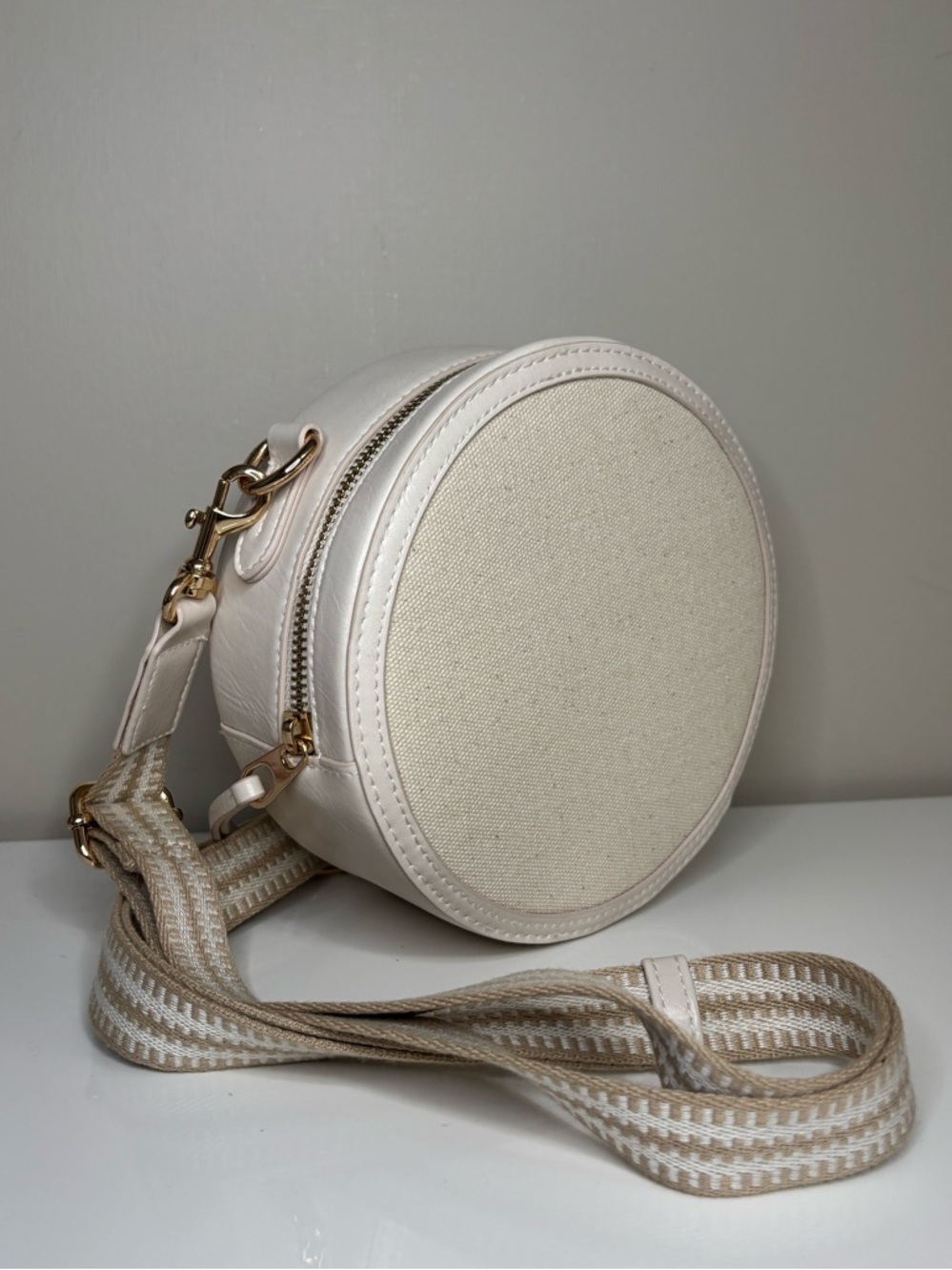 Universal Thread Canvas Crossbody Canteen Bag